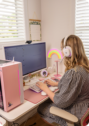 Photo of a 2degrees staff member working from home